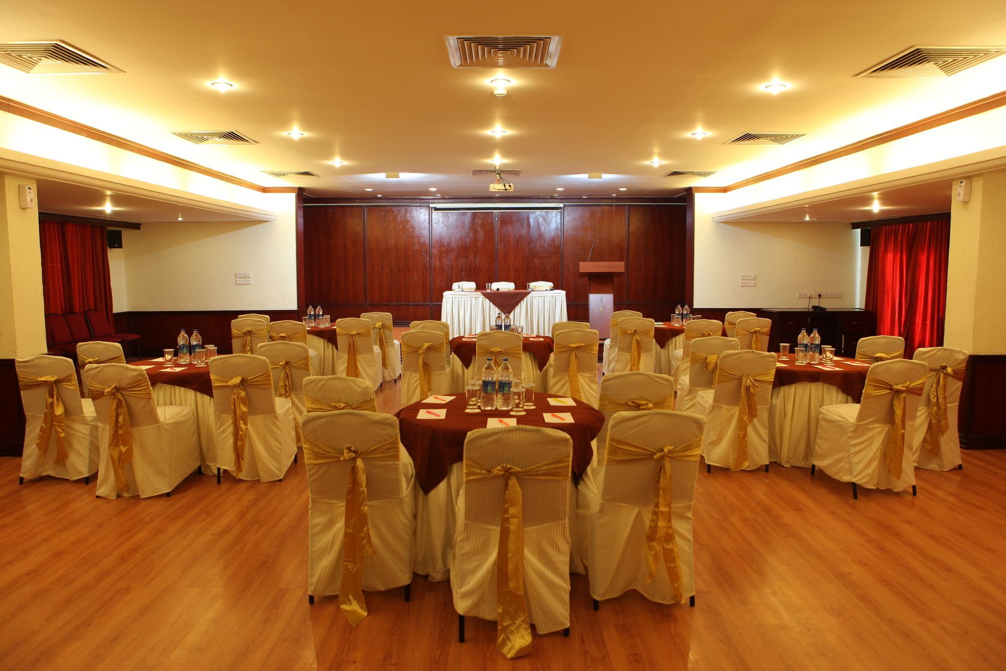 Hotel Rathna Residency 코임바토르 외부 사진